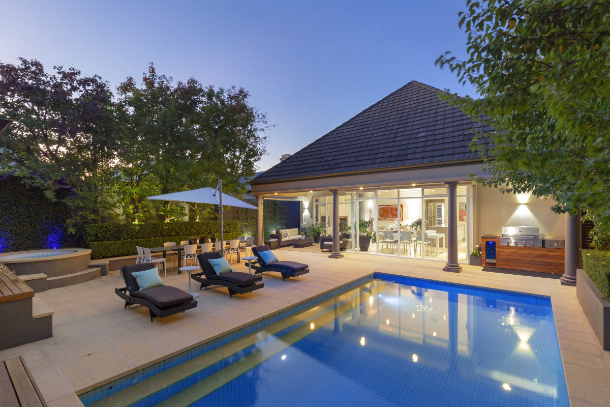 Premium Sahomes: Mitcham Masterpiece - Salife